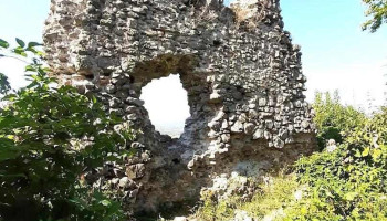 Cetatea Dezna - Dezna