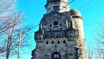 Monumentul Eroilor de pe Dealul Măgura - Târgu Ocna