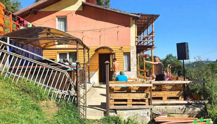 CABANA MESTEACANUL MAGURI RACATAU De La Vizitatori - Măguri-răcătău