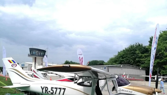 Aerodromul Clinceni -  Catalog - Clinceni