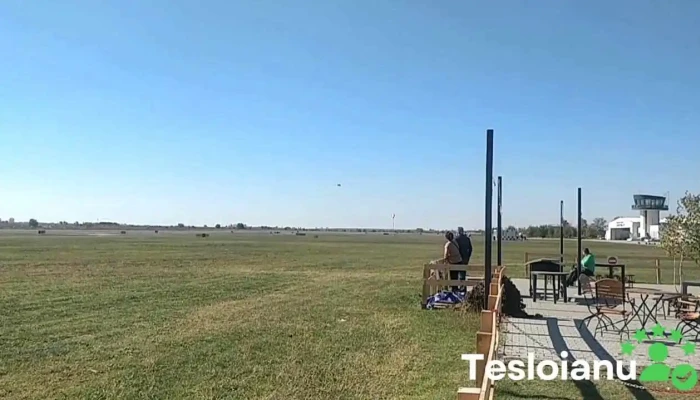 Aerodromul Clinceni -  Videoclipuri - Clinceni