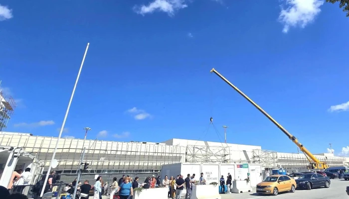 Aeroportul International Mihail Kogalniceanu Constanta Număr - Strada Tudor Vladimirescu