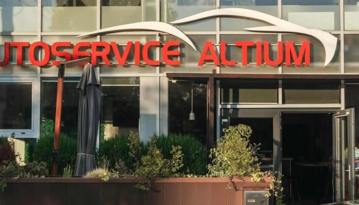 Altium Serv -  Instagram - Marginea