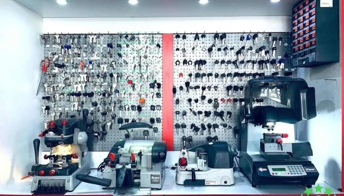 Atelier de Chei Botosani,Chei Auto Botosani,Reparatii Telecomenzi Auto Botosani - Botoșani