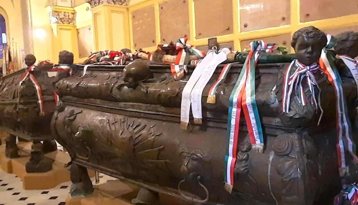 Biserica Franciscana Instagram - Căpleni