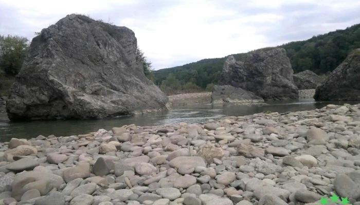 Blocurile De Calcar De La Badila Munte - Viperești
