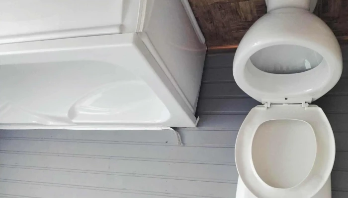 Casa Rasturnata Comentarii - Bumbeşti Piţic