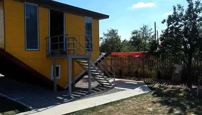 Casa Rasturnata Videoclipuri - Bumbeşti Piţic