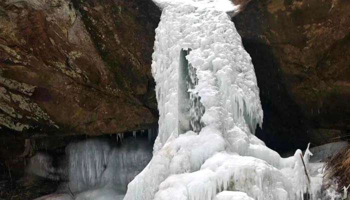 Cascada Muntioru -  Adresă - Romania