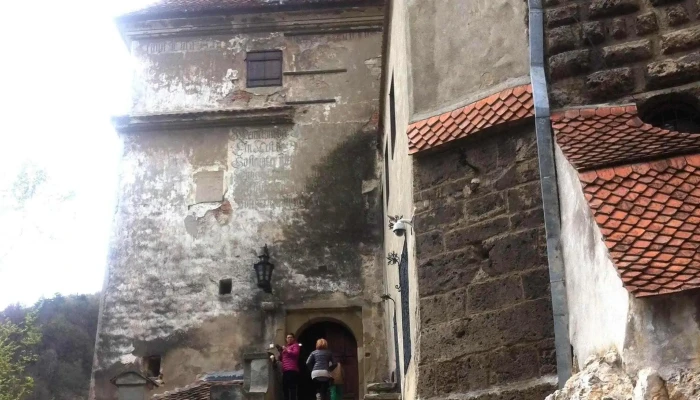 Castelul Bran -  Cum Să Ajungi Acolo - Bran