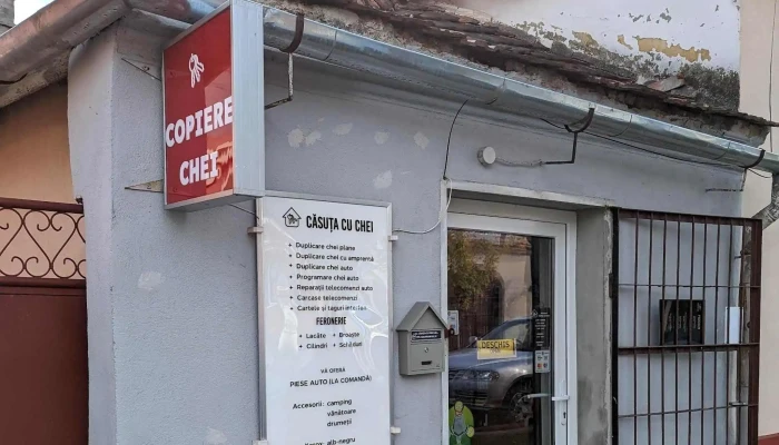 Casuta Cu Chei Srl   Rasnov Videoclipuri - Râșnov