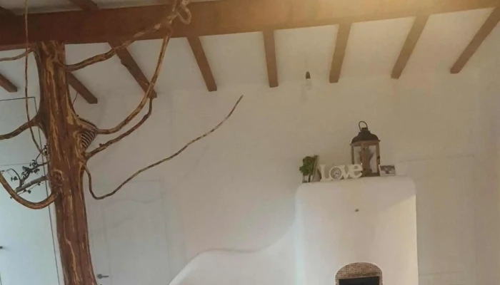 Casuta De Lut Aproape De Mine - Pădureni