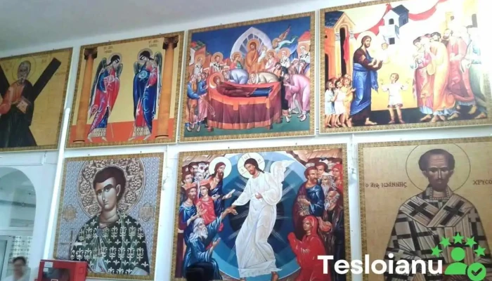 Cervenia -  Telefon - Cervenia