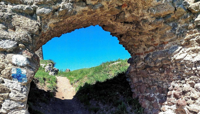 Cetatea Siria Deschis Acum - Romania
