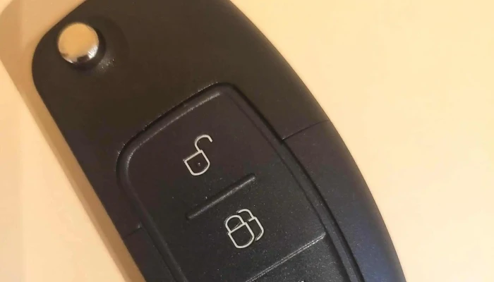 Chei Auto -    Express Key Cum Să Ajungi Acolo - București
