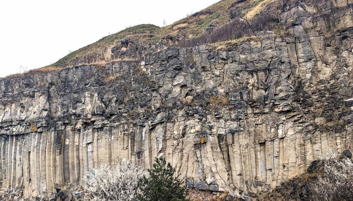 Coloanele De Bazalt De La Racos Unde - Racoș