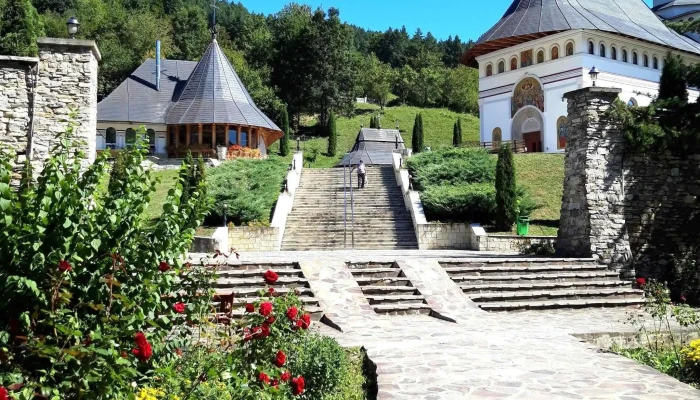 Comuna Pangarati Fotografii - Romania
