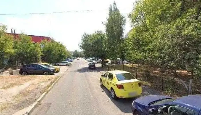 Copiere Chei Auchan Titan -  Street View Si 360deg - București