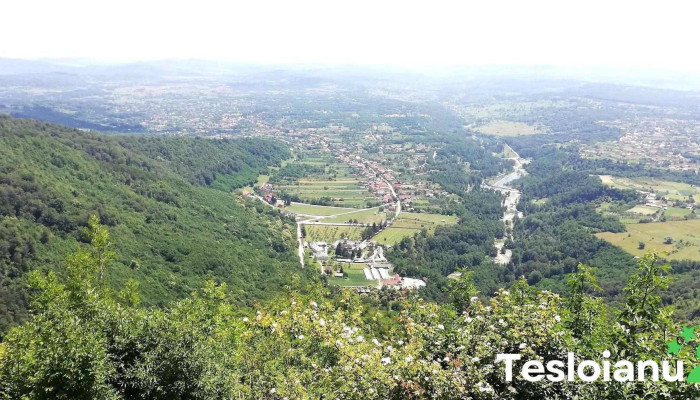 Crucea Lui Ursache -  Munte - Polovragi