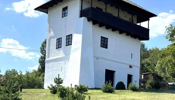 Cula Cernatestilor Instagram - Cernătești