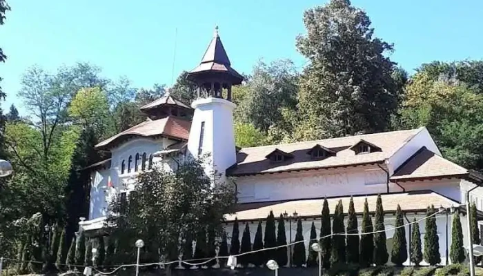 Curăturile - Curăturile