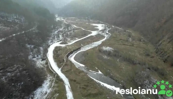 Defileul Capusului Videoclipuri - Căpușu Mare