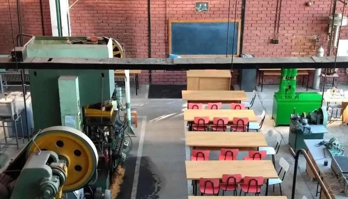 Facultatea de Autovehicule Rutiere, Mecatronică și Mecanică - Bulevardul Muncii 103-15