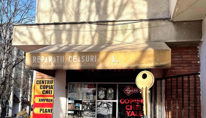 FastKeys" Centru de copiat chei / Key copy center - Iași