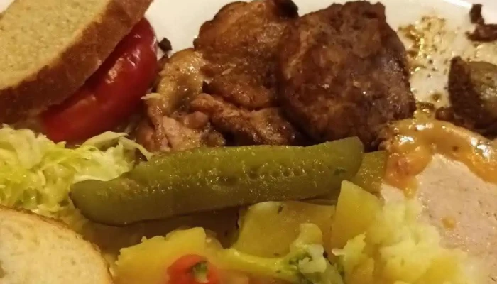 Hotel Ciucas Cu Centru Spa Si Baza De Tratament Mancaruribauturi - Băile Tușnad