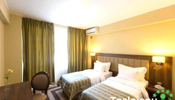 Hotel Mcpietroasa Camere - Haleş