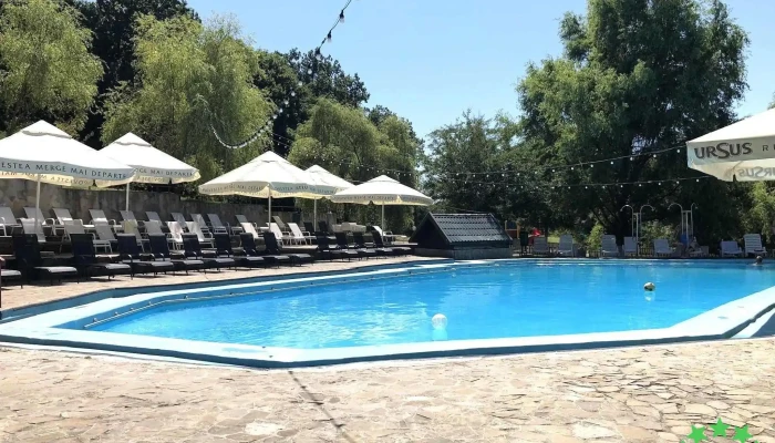 Hotel Mcpietroasa Dotari - Haleş