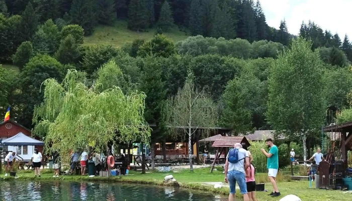 Iazul Din Vama Instagram - Vama Buzăului