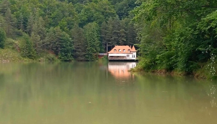 Iezerul Ighiel -  Instagram - Romania