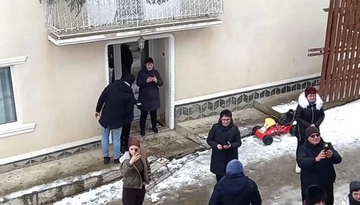 La Domnita -  Videoclipuri - Poienile Izei