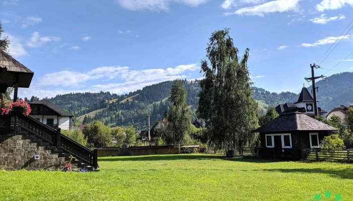 La Moara -  De La Vizitatori - Fundu Moldovei, Suceava
