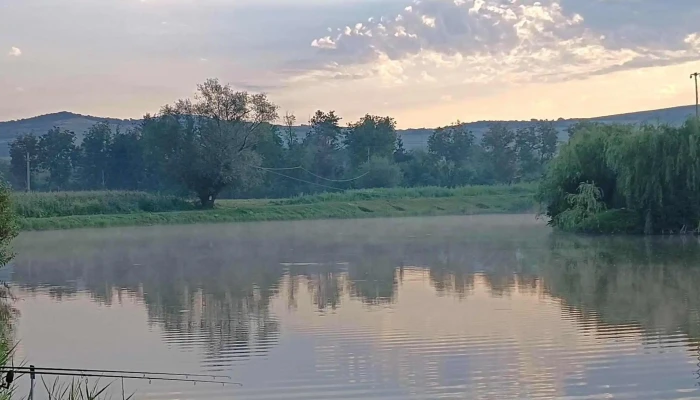 Lac Mariselu Aproape De Mine - Mărişelu