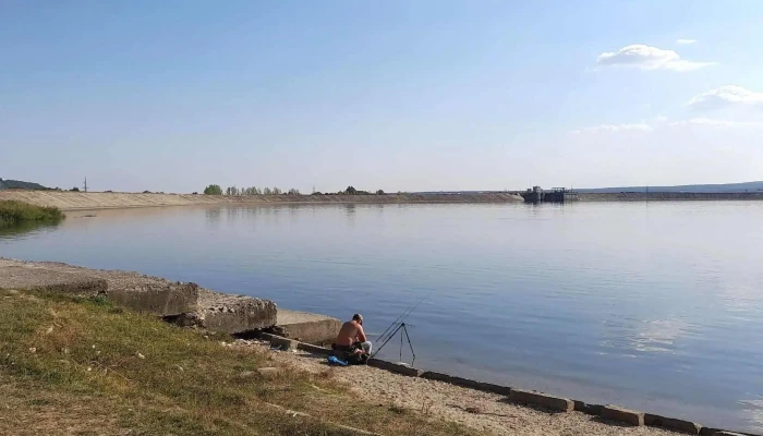 Lacul Budeasa -  Site Web - Romania