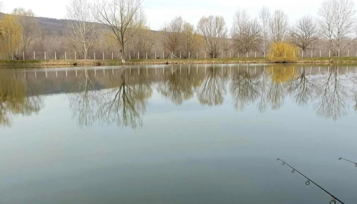 Lacul Lipanesti Locație - Lipănești