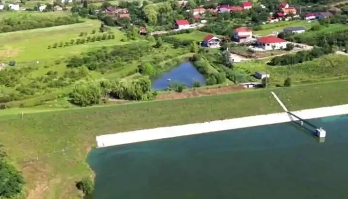 Lacul Paleu -  Videoclipuri - Romania