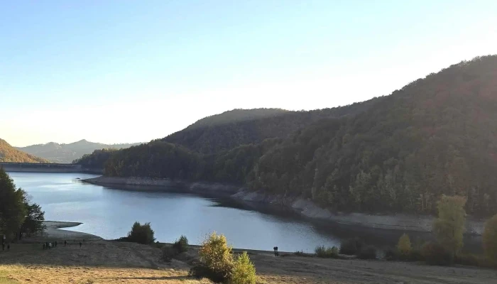 Lacul Paltinu -    Parcarecamping Recenzii - Teșila