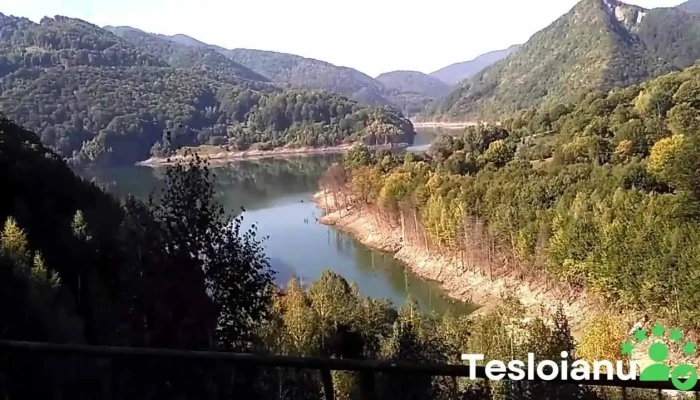 Lacul Siriu -  Videoclipuri - Romania