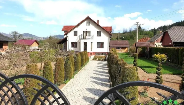 Laţeş - Câmpulung Moldovenesc