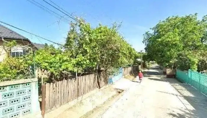 Locuinta Cunoscuta Videoclipuri - Răducăneni