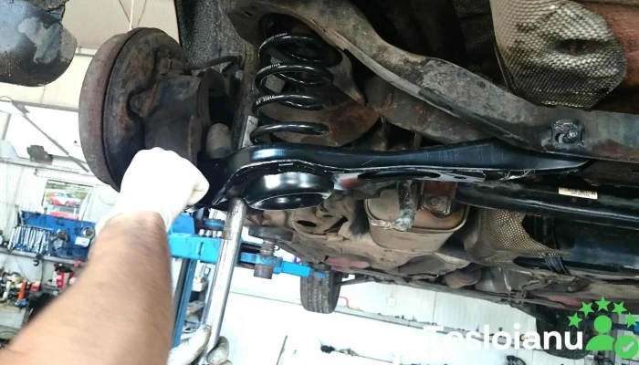 Lowe Auto Grup - România