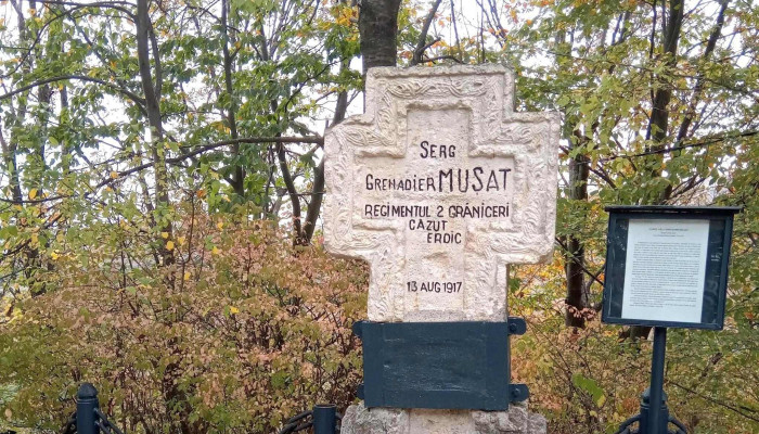 Monumentul Eroilor De Pe Dealul Magura Reduceri - Târgu Ocna