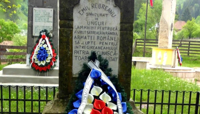 Monumentul Sublocotenentului Erou Emil Rebreanu Reduceri - Palanca