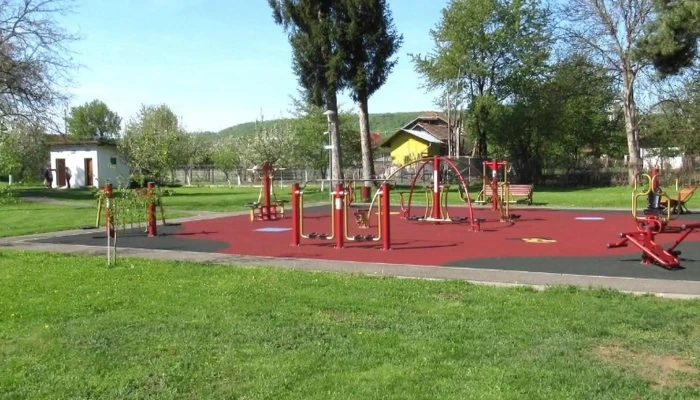 Parc Brebu -  Adresă - Brebu Mănăstirii