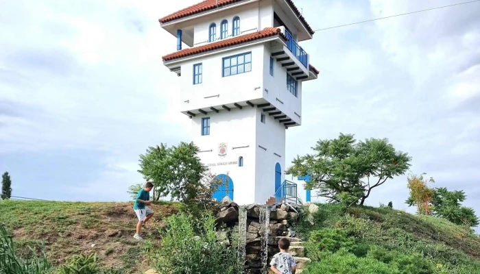 Parcul De Aventura Comana Unde - Comana
