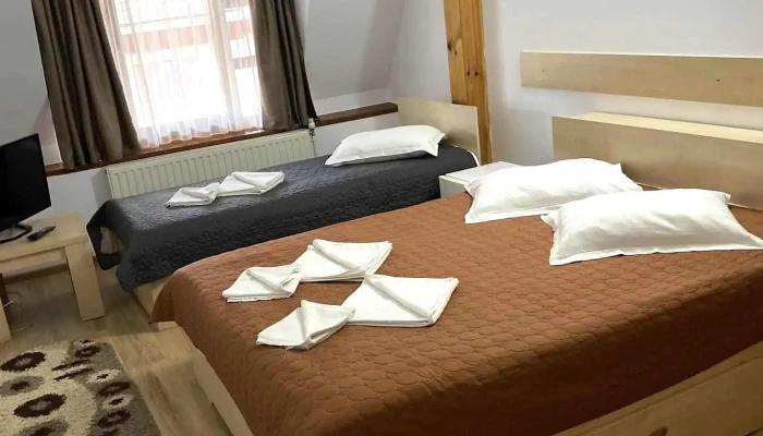 Pensiunea Bicaz Chei -    Cazare Si Restaurant In Bicaz Chei Pat - Bicaz-chei