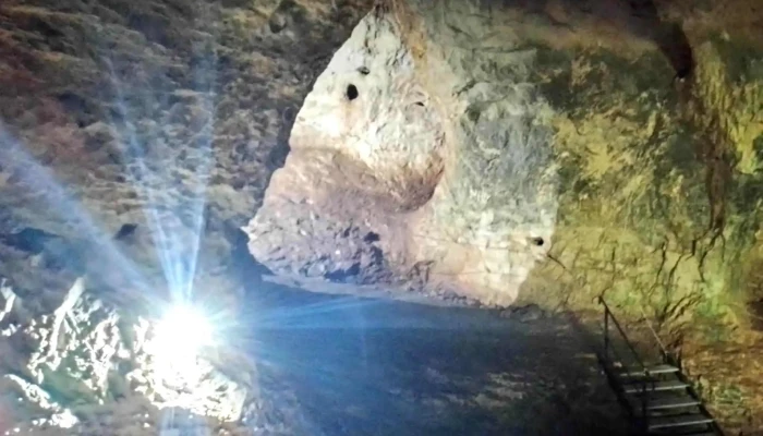 Pestera Unguru Mare Adresă - Șuncuiuș